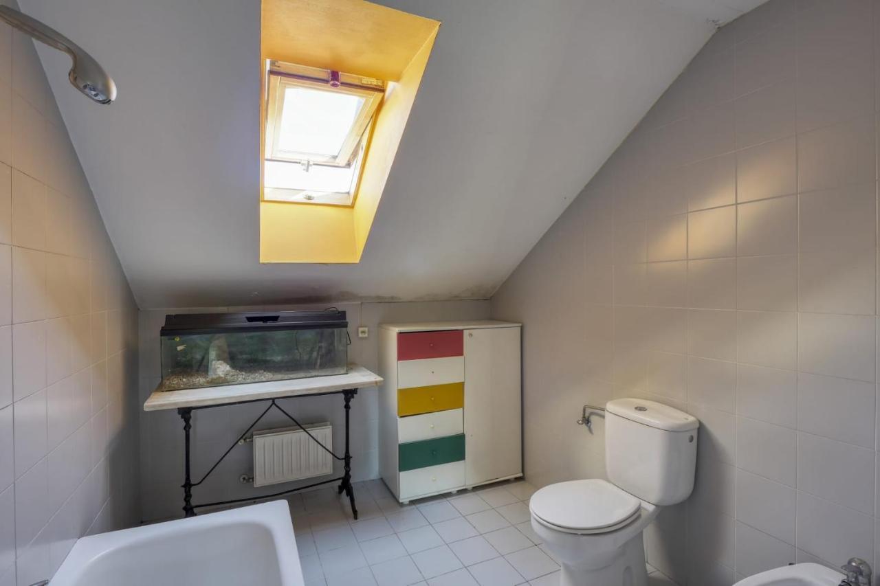 Habitacion Independiente Con Cama Doble En Duplex A Coruna Luaran gambar